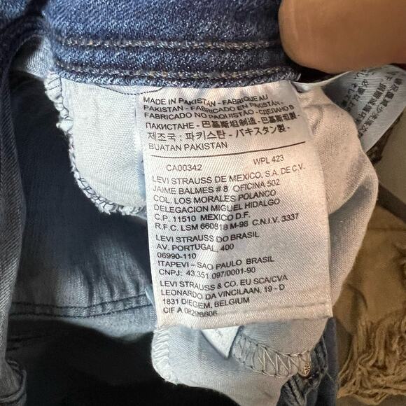 Levi's, curvy 529 boot cut jeans, women's 12s - Picture 6 of 6